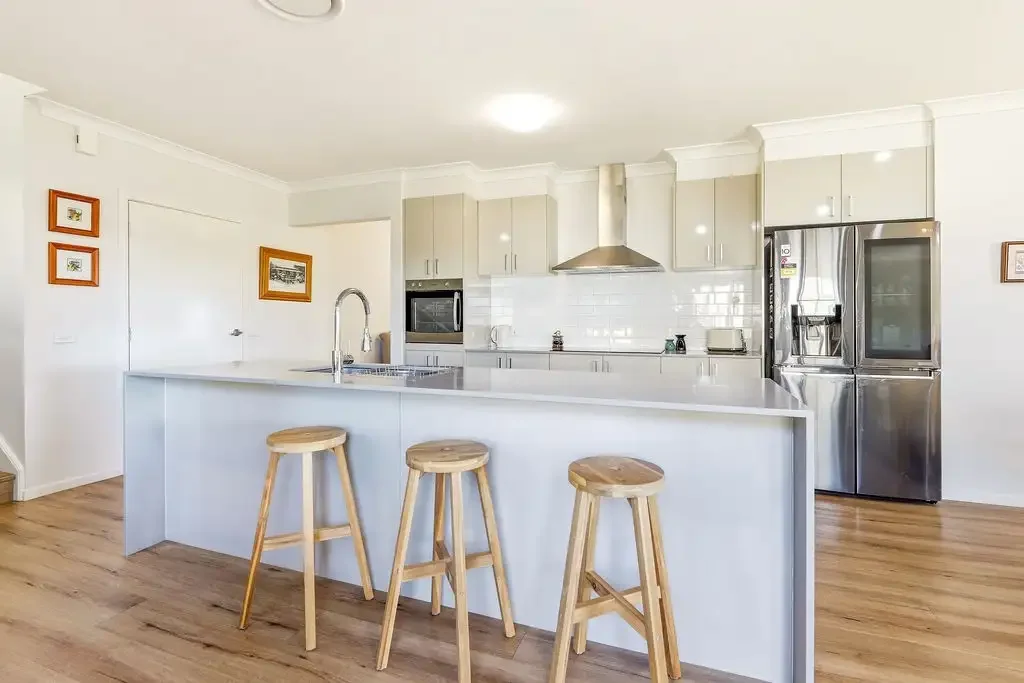 Kurrajong 3Habitaciones "TALLOWOOD COMMUNITY" PEACEFUL OVER 55s LIFESTYLE - OFFERS A MODERN RESIDENCE WITH BRIGHT INTERIORS & EASY-CARE LIVING, ONLY MOMENTS FROM THE VILLAGE.