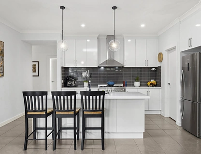 42 Vancleve Crescent, Gisborne, VIC 3437, 4 ਕਮਰੇ, 2 ਬਾਥਰੂਮ, House