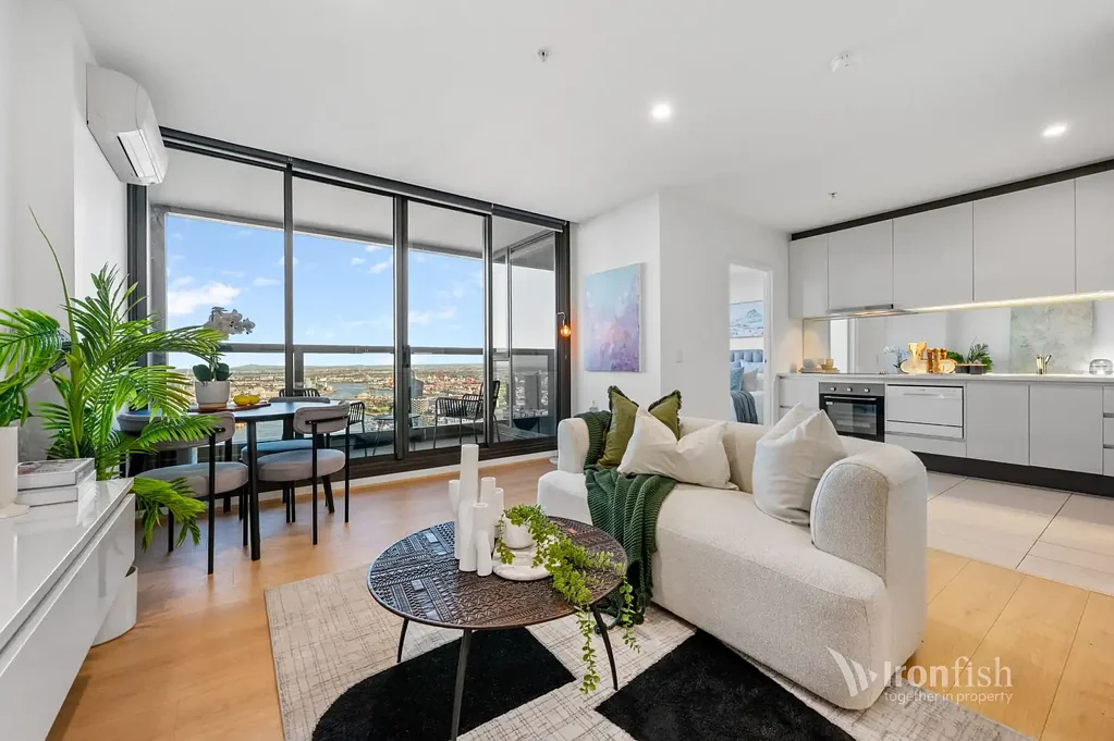 Melbourne 2 Slaapkamer Elevated City Living with Spectacular Bay and Harbour Views