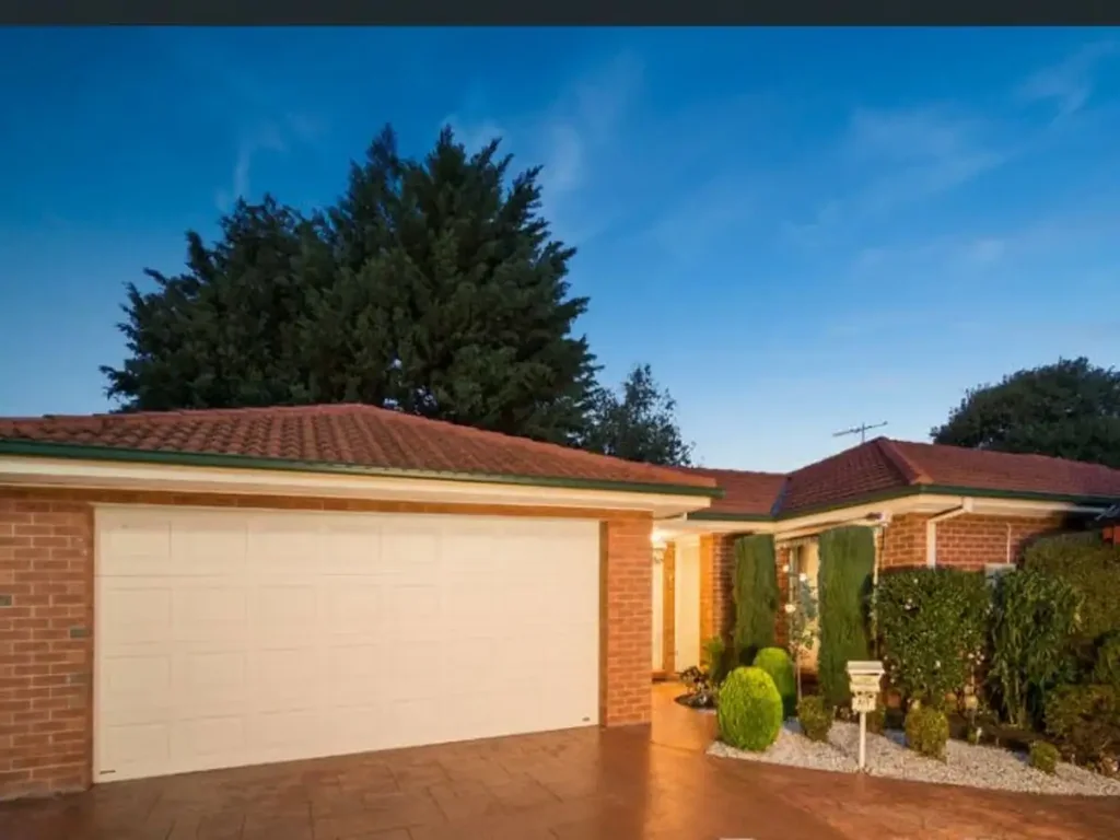 Family 3 bedroom Home in Prime Position!