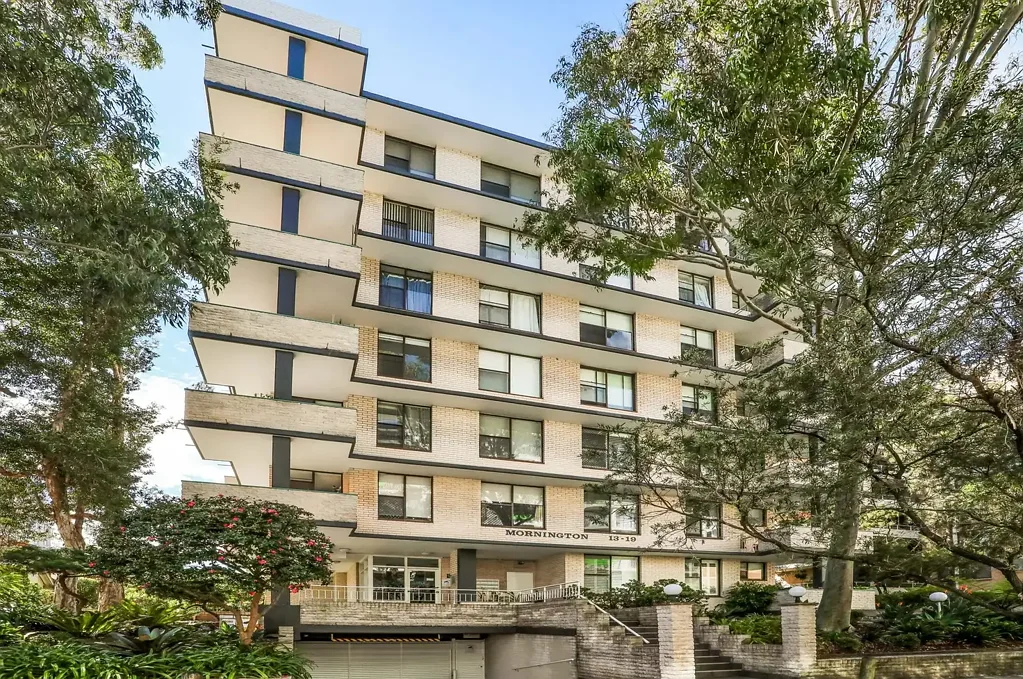 Light-Filled, Two-Bedroom Unit in the Heart of Brighton-Le-Sands