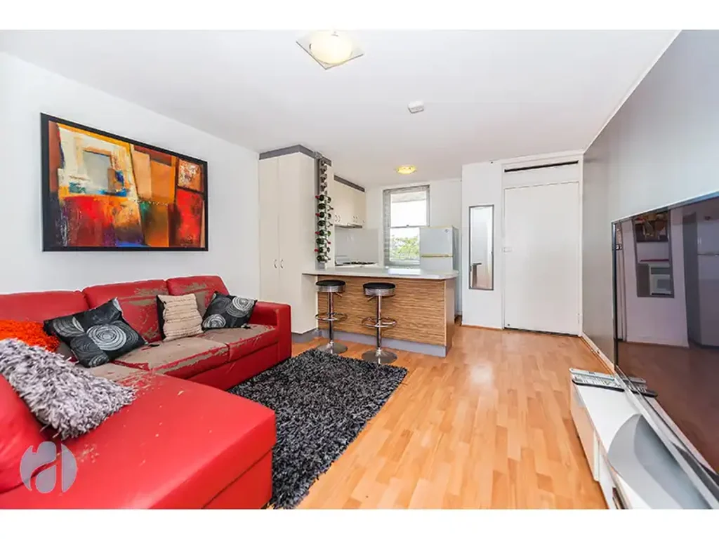 Great Apartment in Central Location!