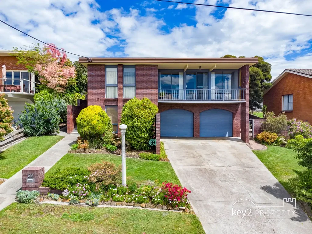 Riverside 5ਬੈੱਡਰੂਮ Rare Opportunity - Loved for Over 30 Years