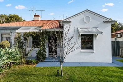 Ridleyton 4房  Character on cue; city-fringe living with room to grow…