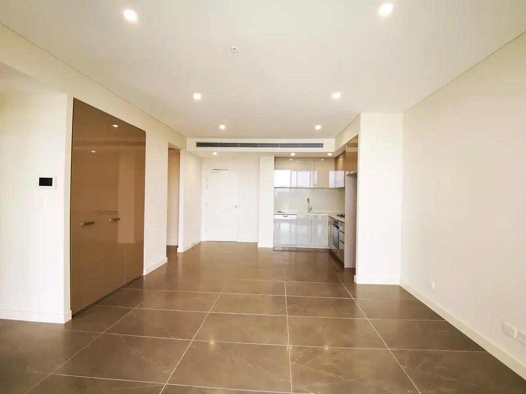 East facing 2 Bedroom + Study in Macquarie Park for lease