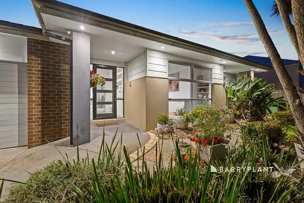 2 Sweetlands Court, Mount Martha, VIC 3934