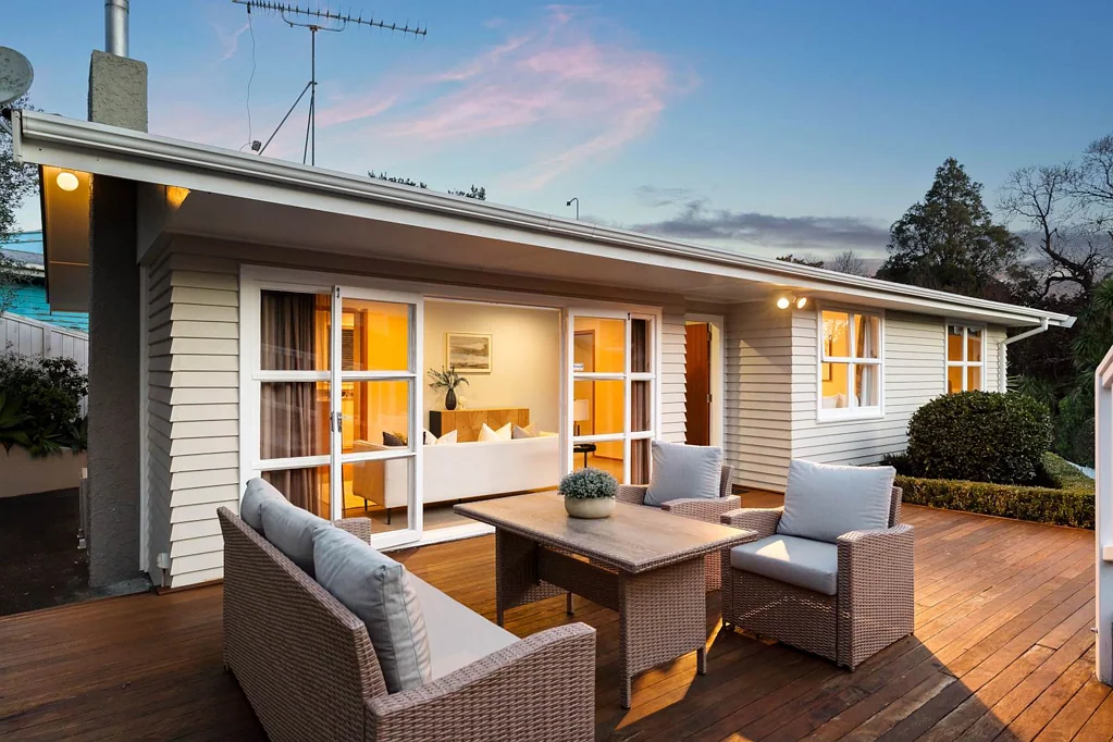 102 Monarch Avenue, Hillcrest, North Shore City, Auckland