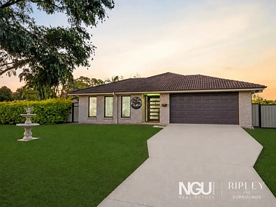 Lowood 4 Slaapkamer The Complete Family Lifestyle on Over an Acre