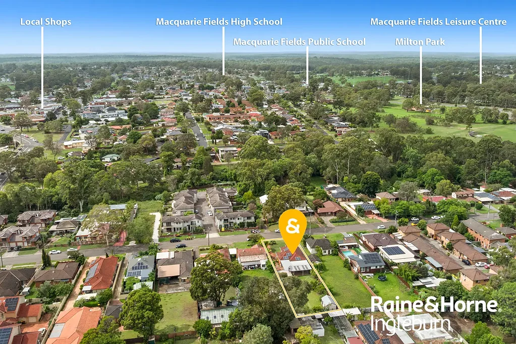 11 Myee Road, Macquarie Fields, NSW 2564