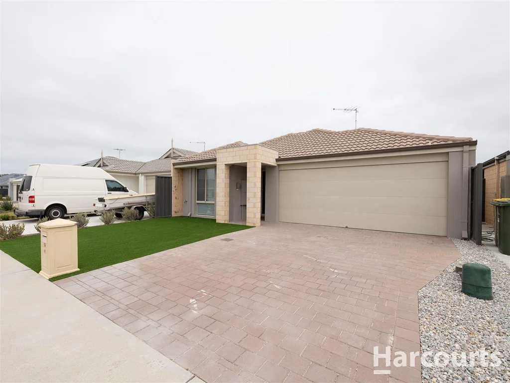 13 Danbulla Loop, Yanchep, WA 6035