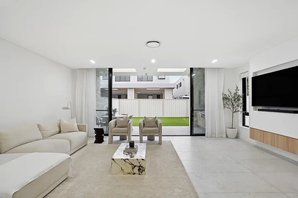 Lidcombe 5Moenga Contemporary luxury meets state-of-the-art design