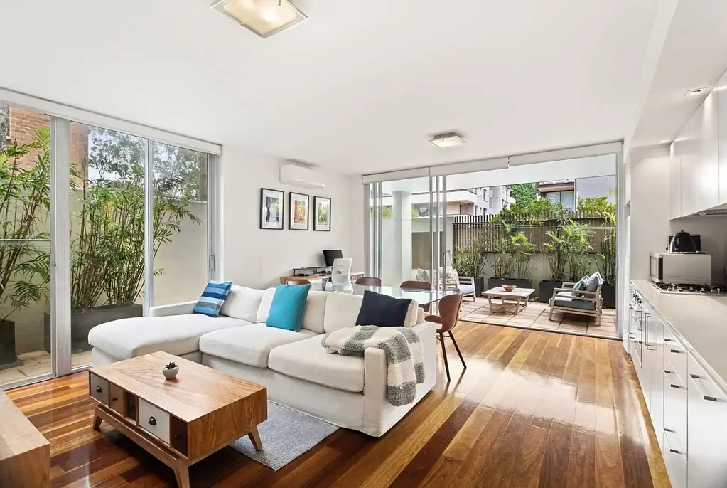 Effortless Modern Living, Metres To Amenities