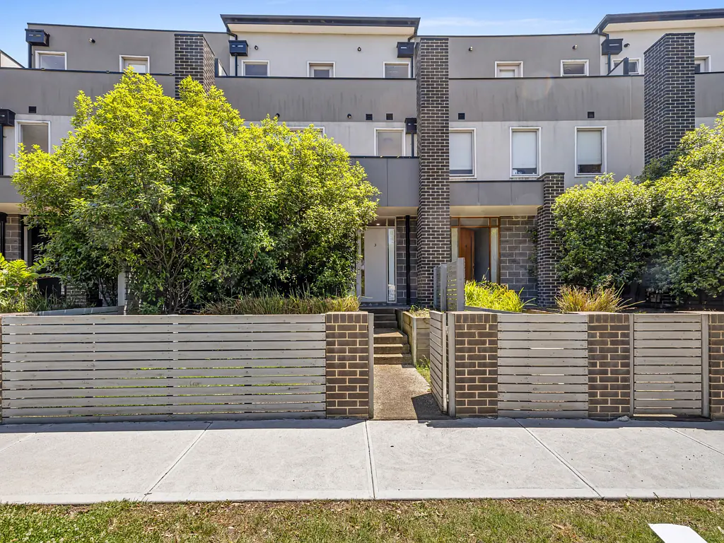3/2 Ambrose Treacy  drive, Bundoora, VIC 3083