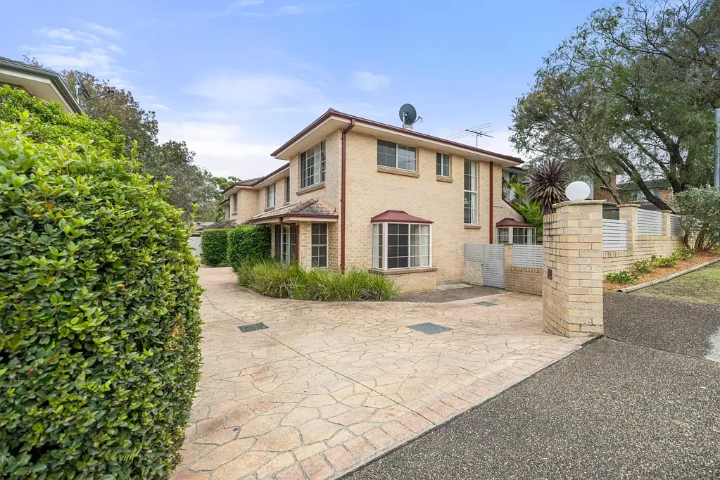 1/7 Paddison Avenue, Gymea, NSW 2227