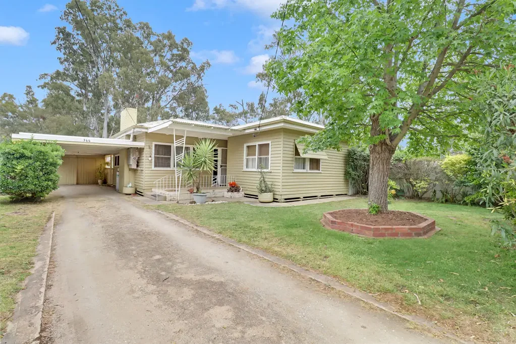 366 Morris Street, Deniliquin, NSW 2710