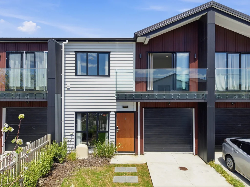 Oteha 3Kwarto Rangi Zone Living | Modern 3-Bed Freehold