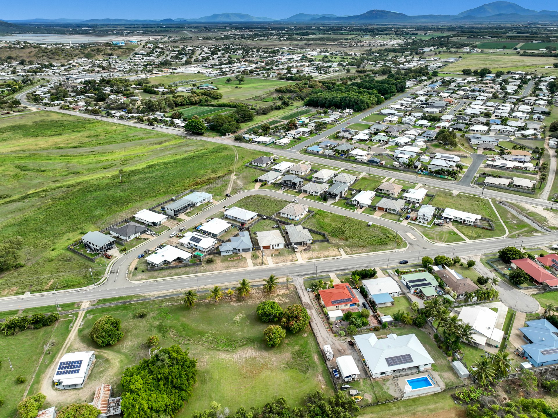 7 BAKER ST, BOWEN QLD 4805, 0房, 0浴, House