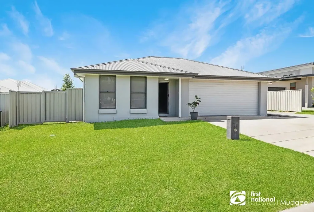 FAMILY HOME WITH DUCTED AC AVAILABLE NOW