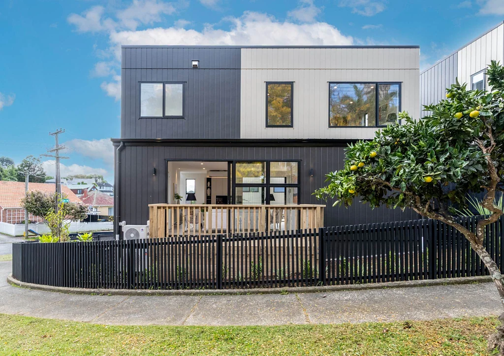 2A Wahanui Road, Greenlane, Auckland City, Auckland