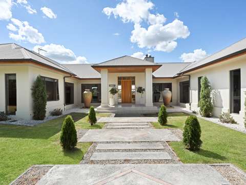 Rukuhia 5房  Private and Tranquil with River Views