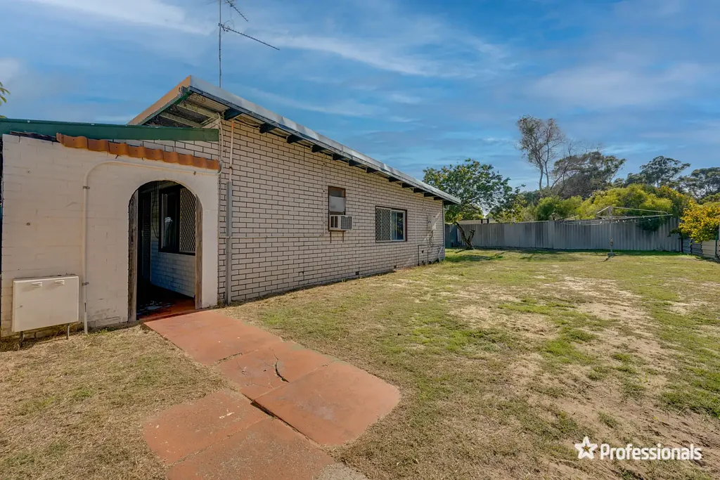 Mandurah 3chambre Charming Home in Prime Location - Perfect Investment or First Home!