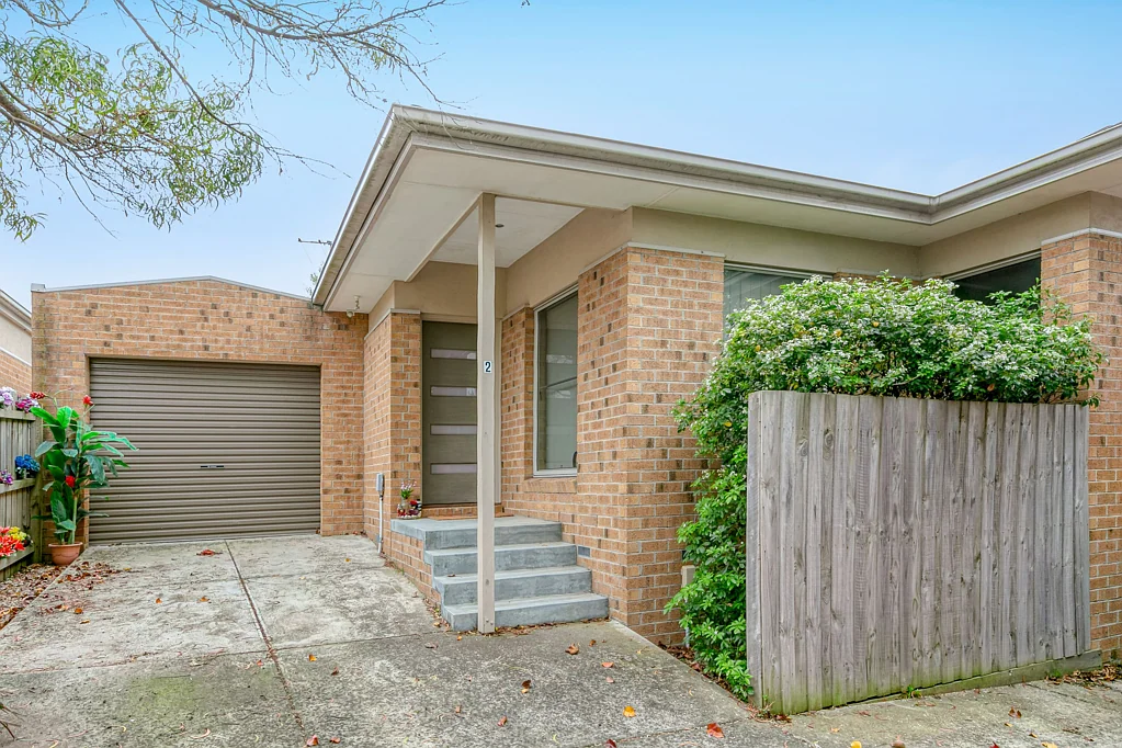 2/26 Nisbett Street, Reservoir, VIC 3073