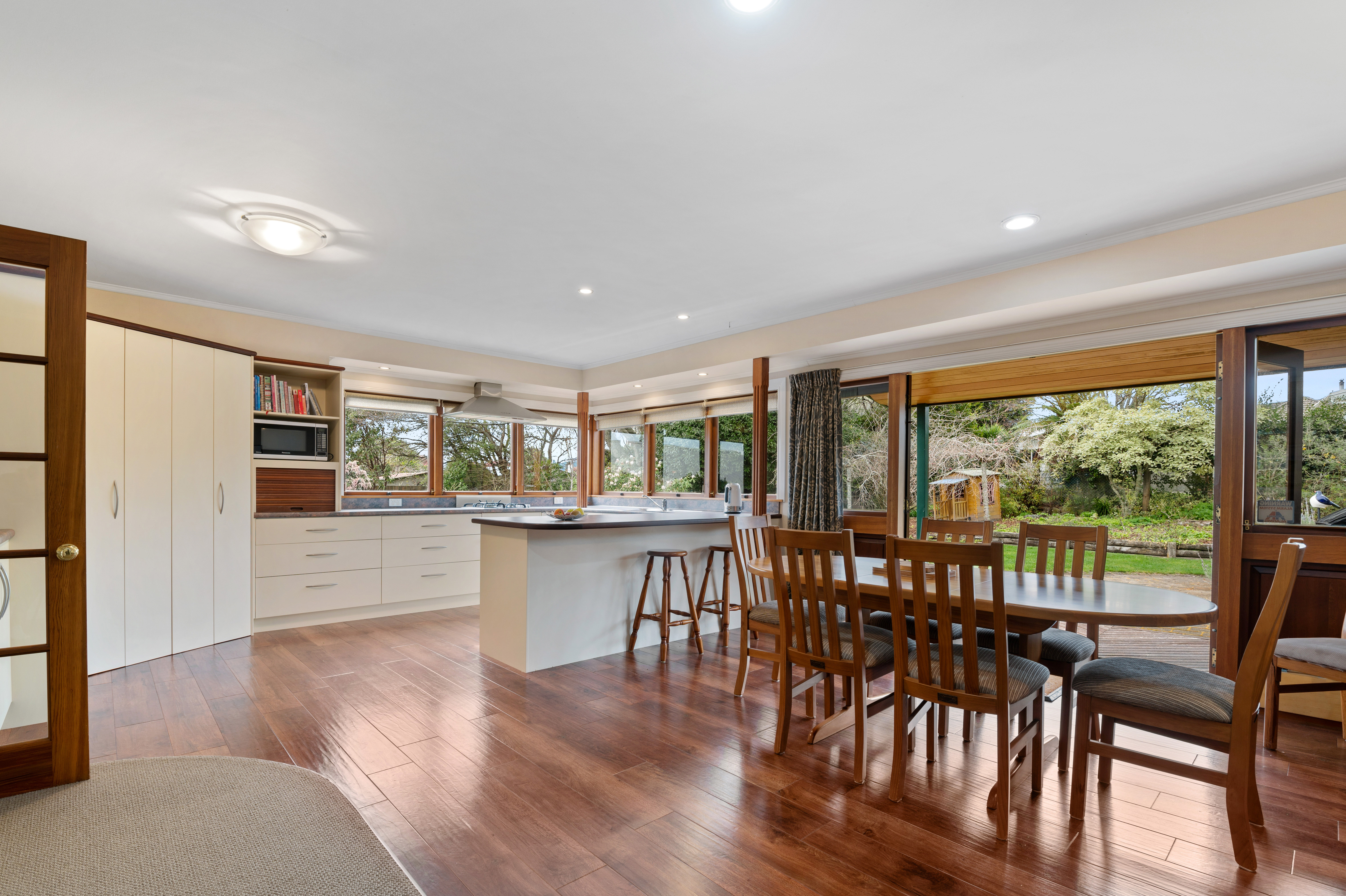 17 Moana Terrace, Lynmore, Rotorua, 5 phòng ngủ, 0 phòng tắm