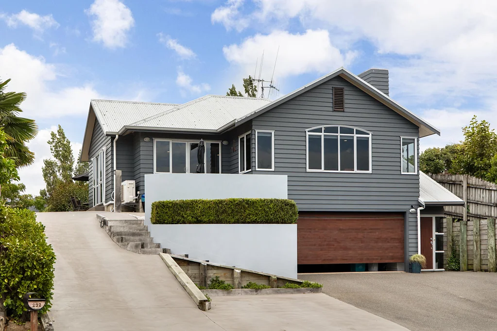 Thames 4房  Your Ultimate Family Home with Views