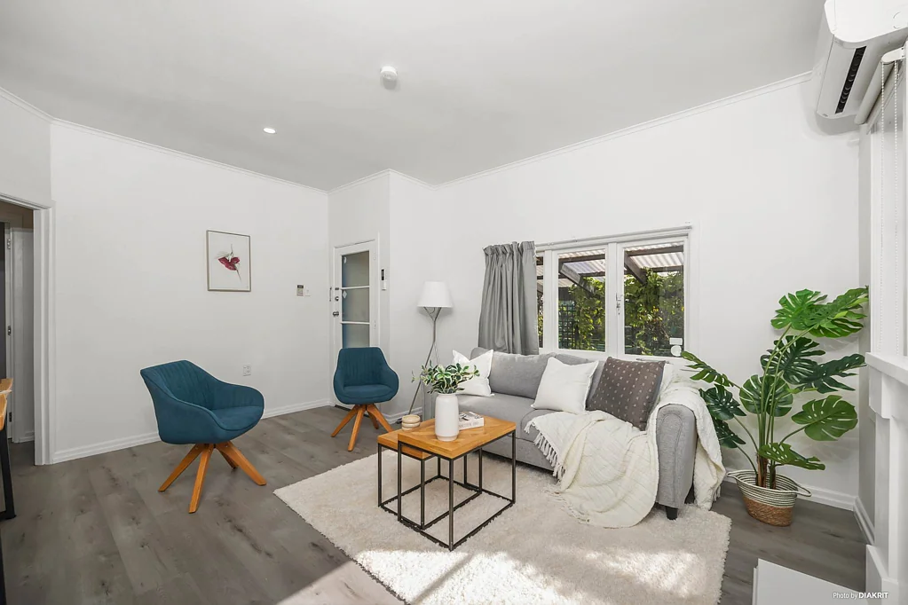 Papatoetoe 2房  Cute as a button and move-in ready
