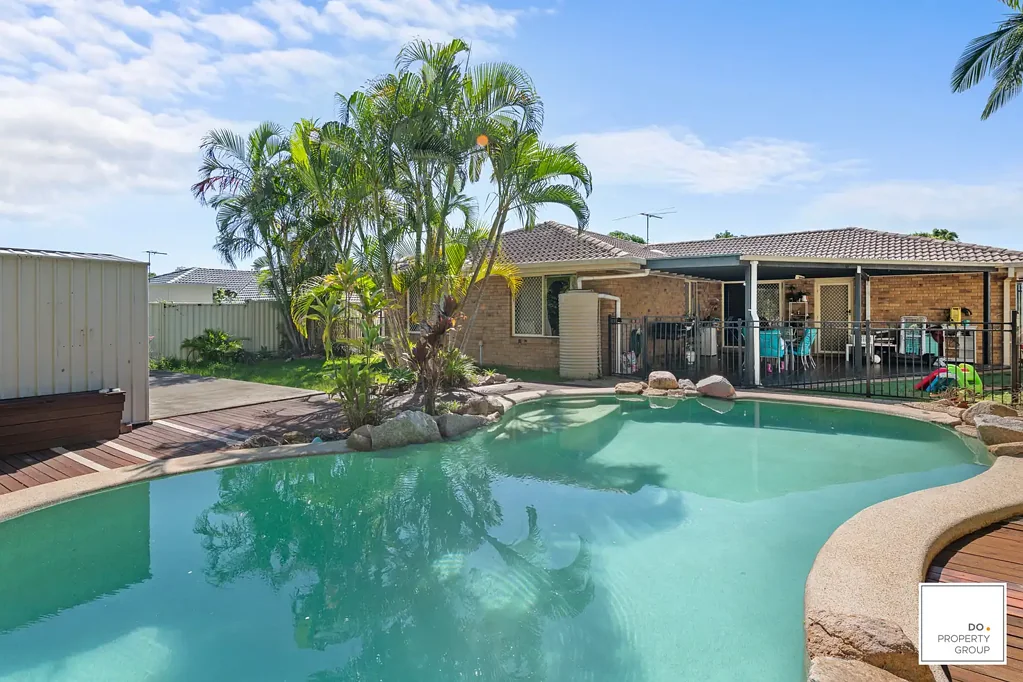 18 Wallaroo Way, Doolandella, QLD 4077