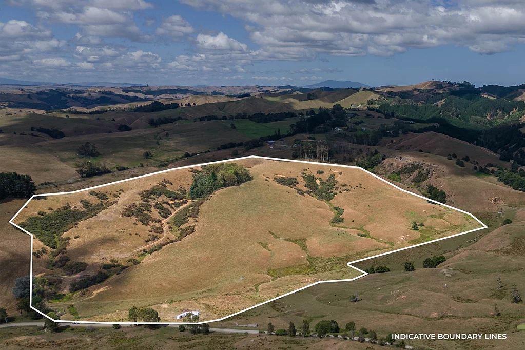 Glen Murray  22.66 Hectares for $695,000