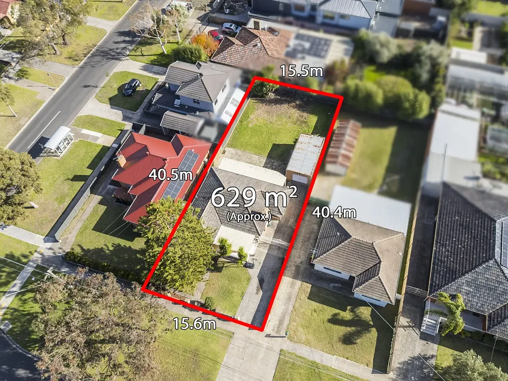 Avondale Heights 3બેડરૂમ OUSTANDING POTENTIAL - EXPLORE ALL OPTIONS ON 629sqm!