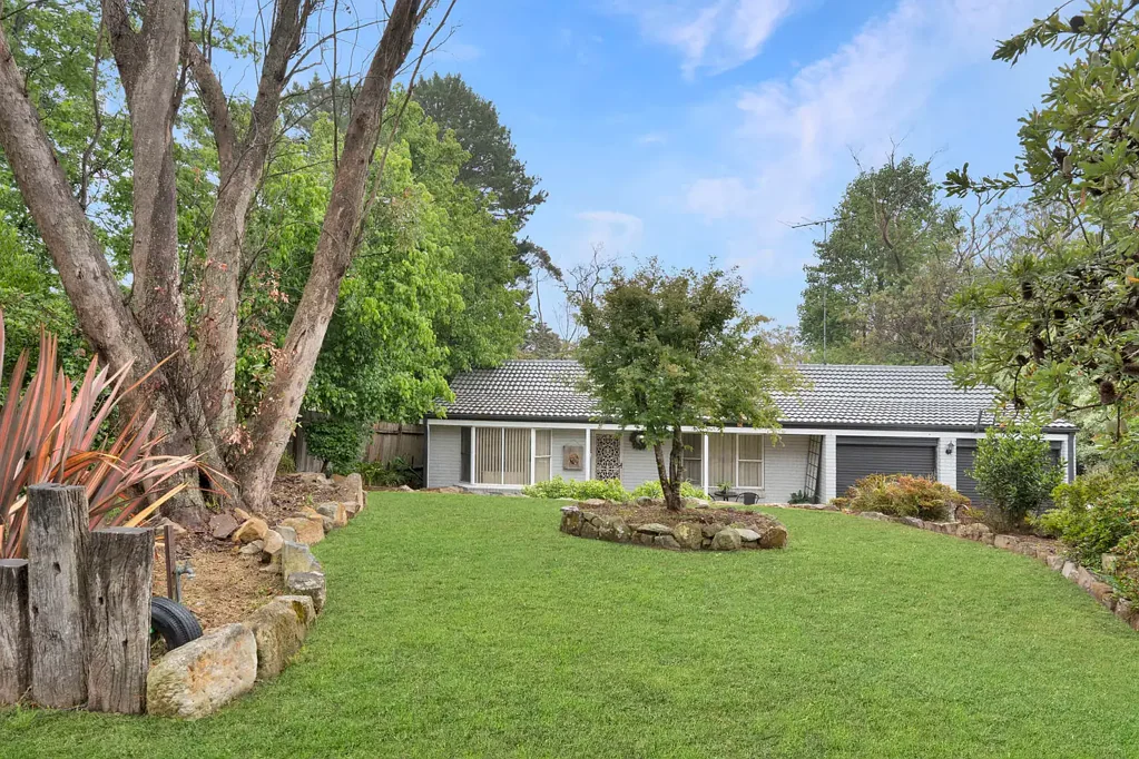 6 Seventh Avenue, Katoomba, NSW 2780