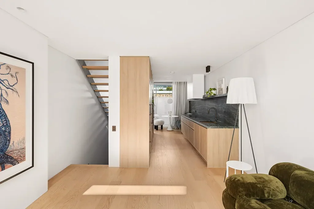 Darlinghurst 1ਬੈੱਡਰੂਮ House-like laneway entry + designer finishes in Republic 1