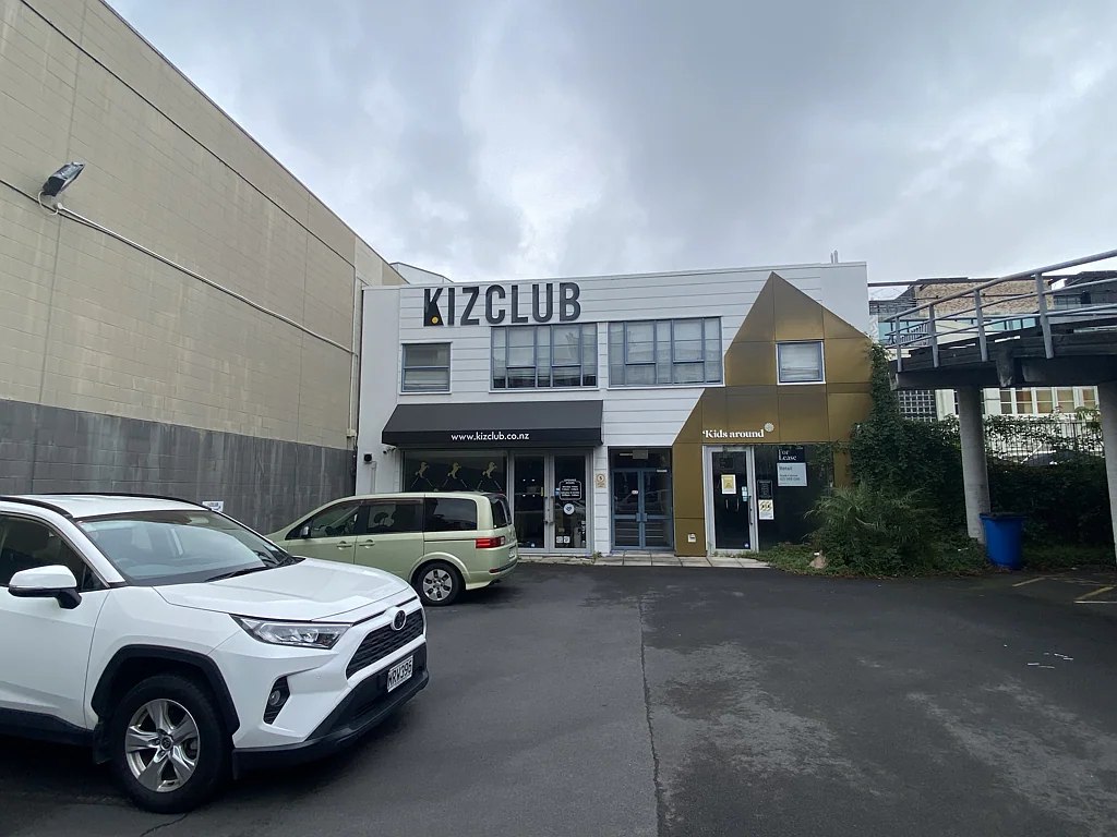 Newmarket High exposure retail opportunity - Nuffield Street