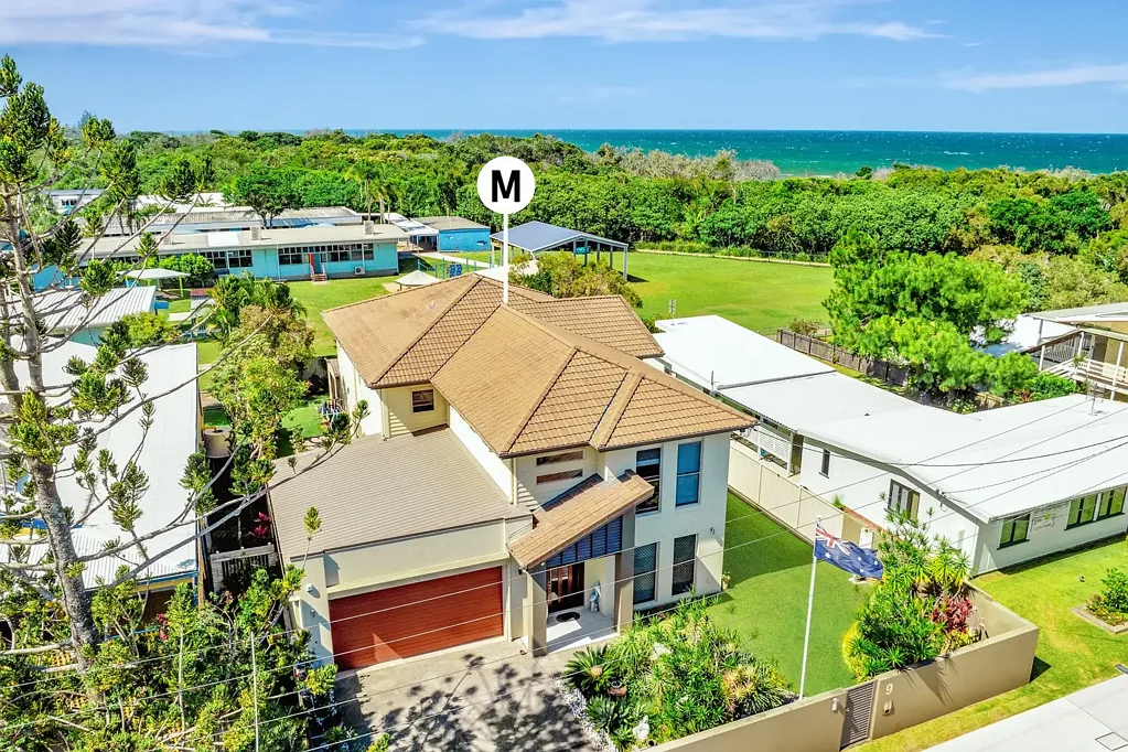 Currimundi 5 Bedroom First time to market in over 55 years; don't miss this rare opportunity to secure this stunning five bed residence just four rooftops to the beach!
