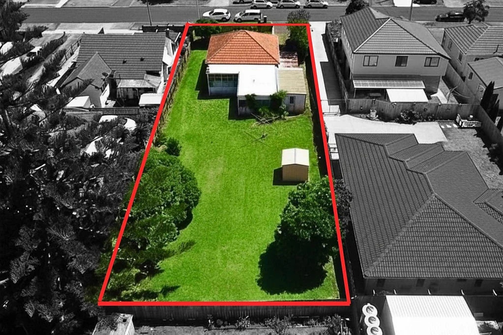 Papatoetoe 2房  825m² of Freehold Gold & DO UP Opportunity!