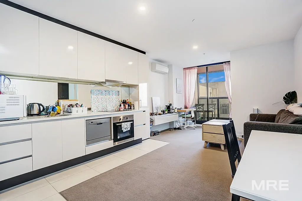 Furnished with Sky-High Views in Excellent Locale