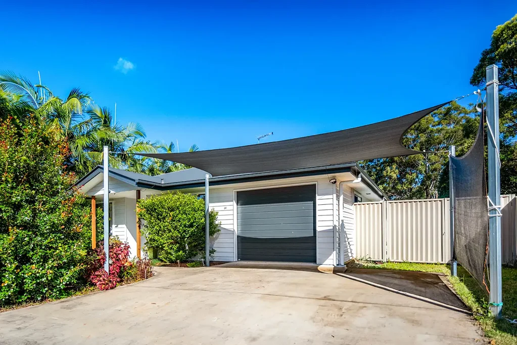 Russell Island 3 Bedroom Stunning home! Top location!