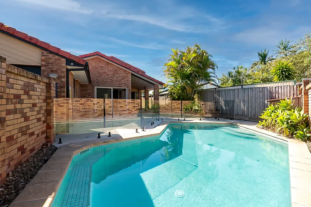 Spacious Family Living with Pool in the Heart of Robina