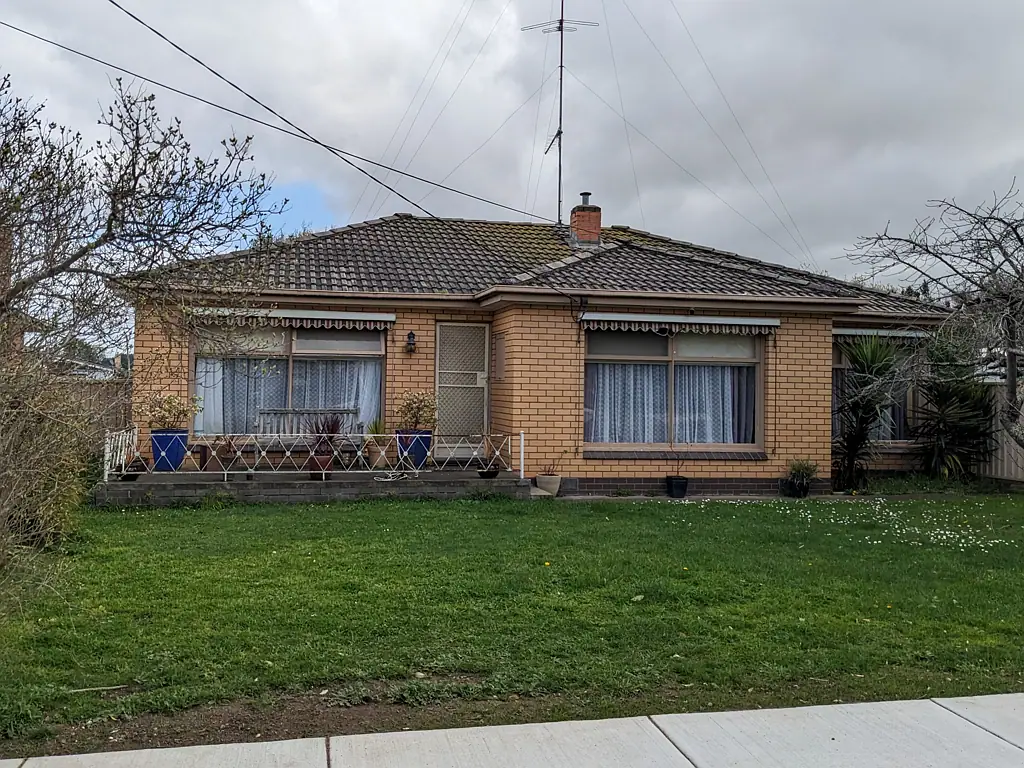 90 Rowlands Street, Sebastopol, VIC 3356