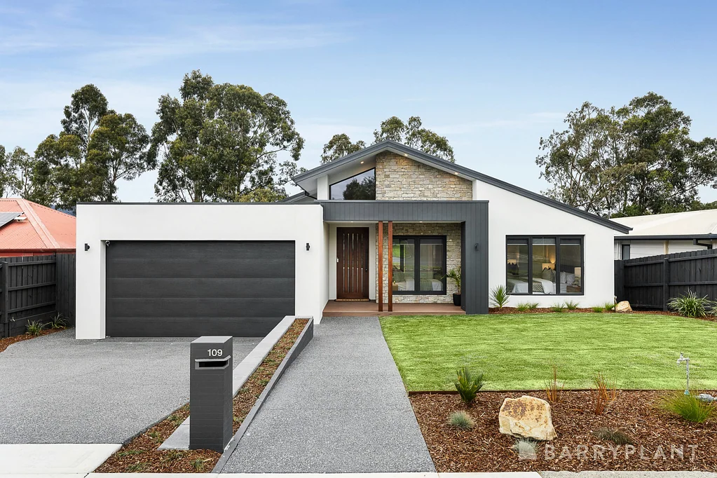 109 Landscape Drive, Mooroolbark, VIC 3138