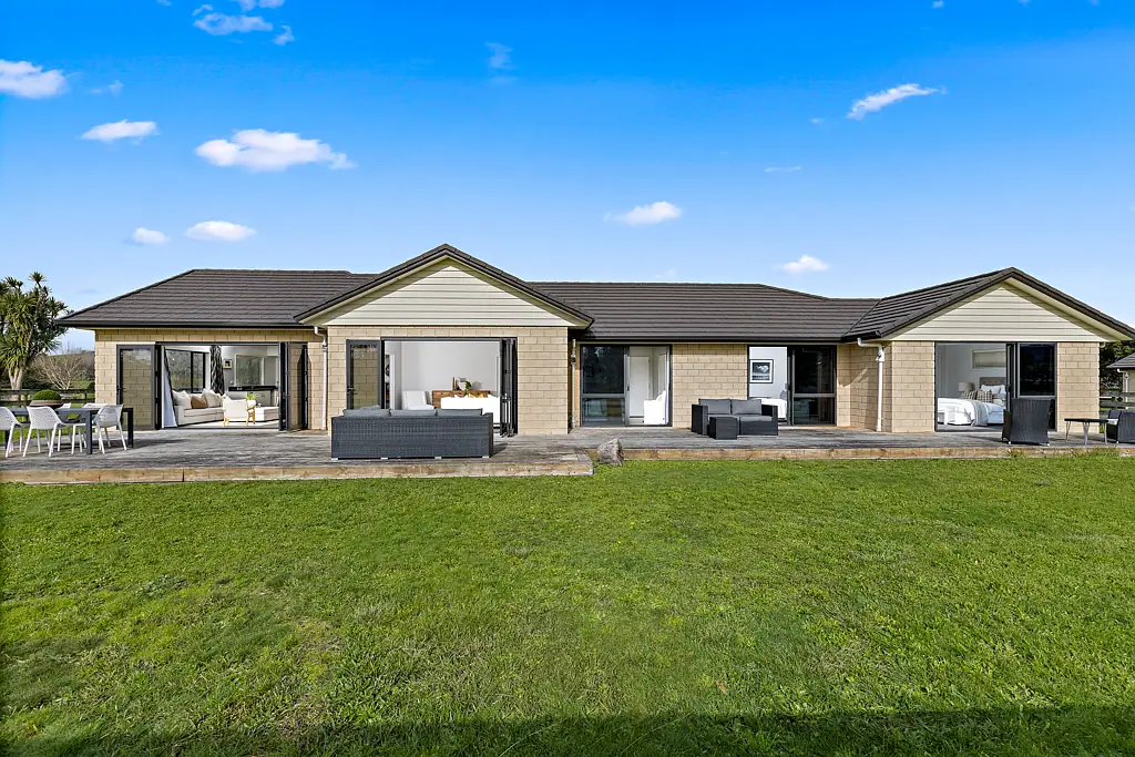 Warkworth 7બેડરૂમ Two Homes and 1ha Future Potential