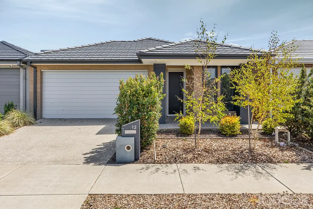 12 Chamberlain Drive, Armstrong Creek, VIC 3217