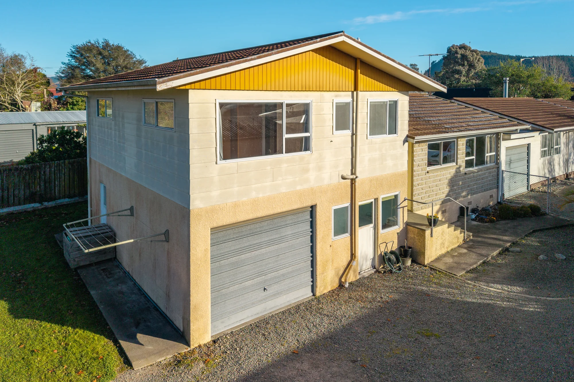 Wakefield 3Kwarto Value - 3 beds, logburner, heatpump & good garage