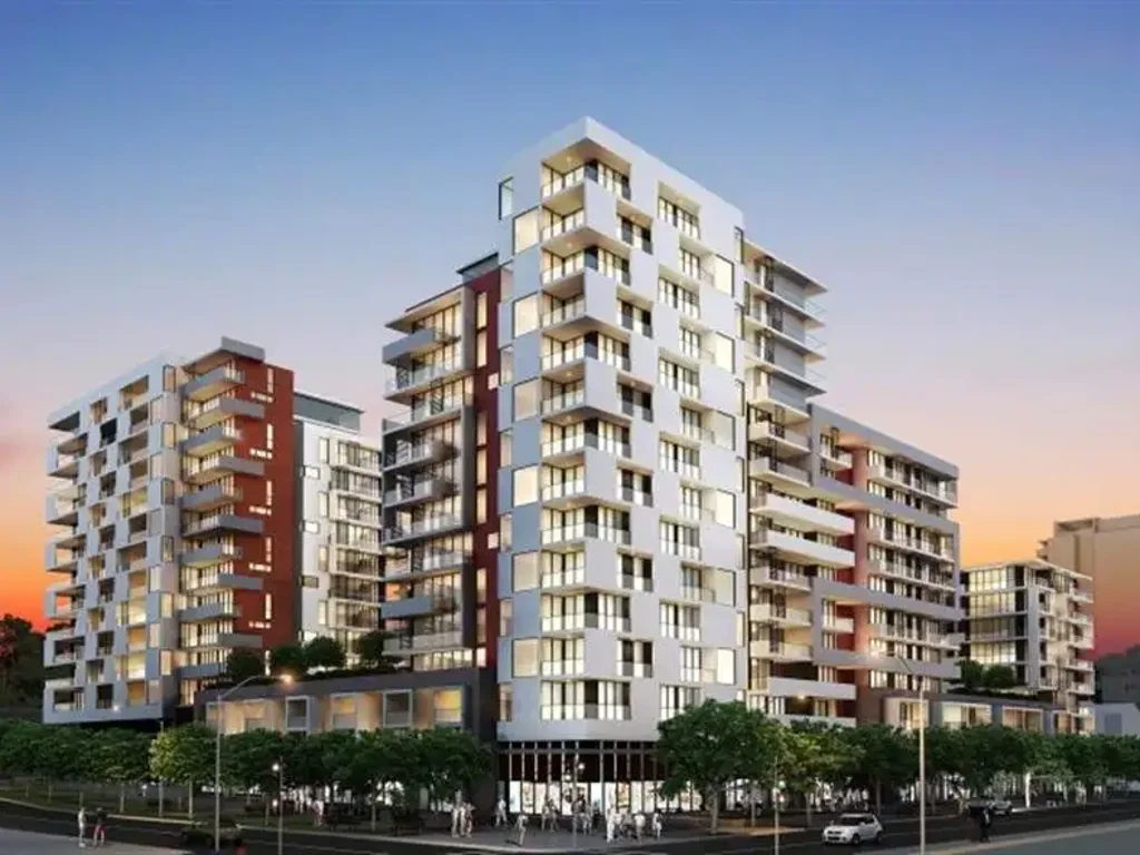 Luxurious two level apartment!