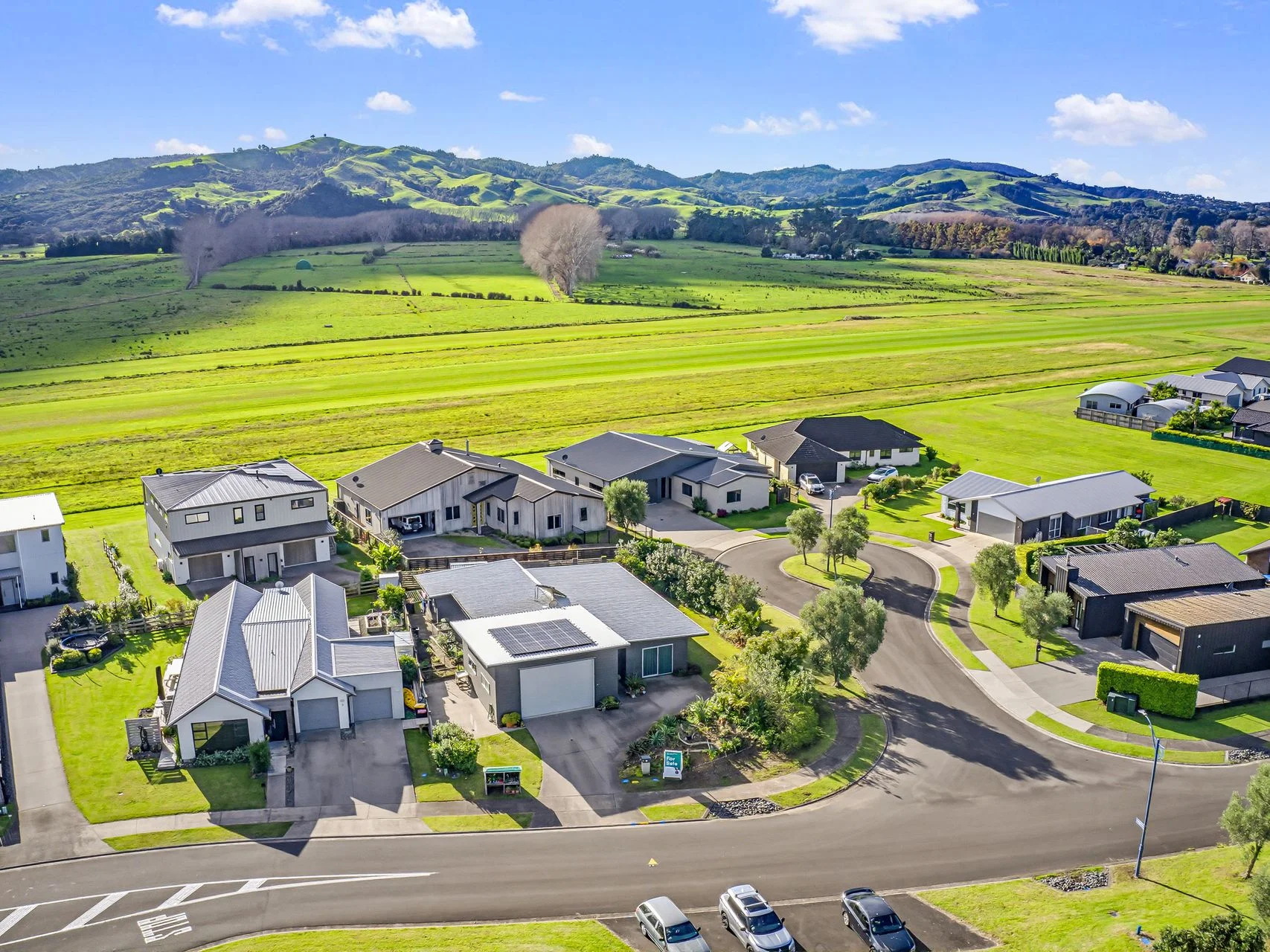 Whitianga 3Kwarto THE BEST IN AIRPARK LIVING AVAILABLE NOW.