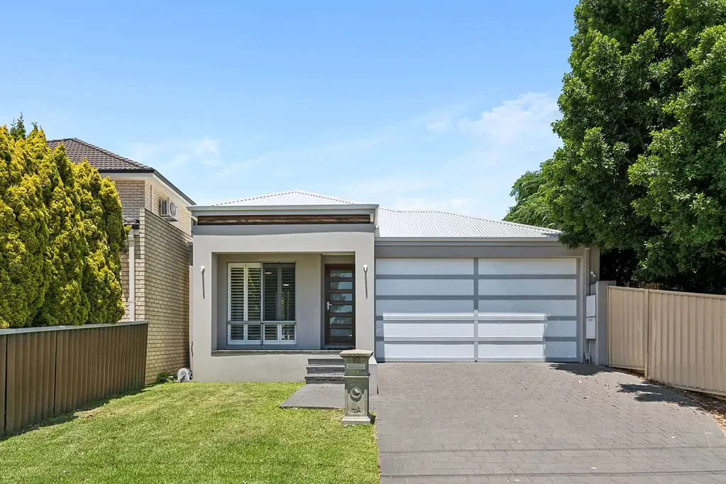 4A Dennis Street, Stirling, WA 6021