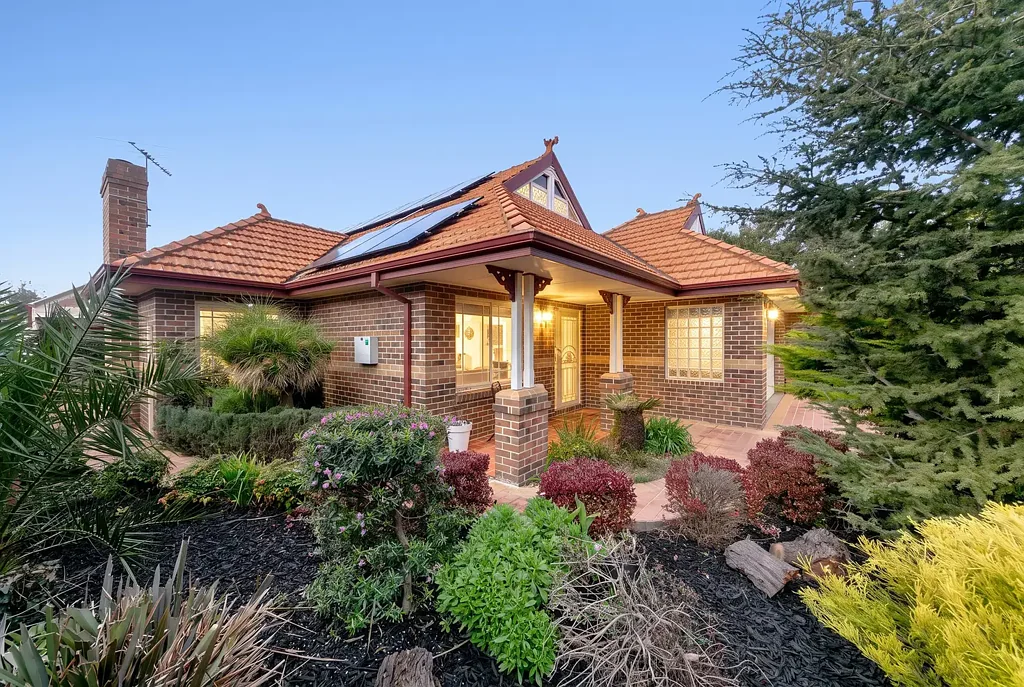 Altona Meadows 5 Slaapkamer Big On Space, Comfort And Lifestyle