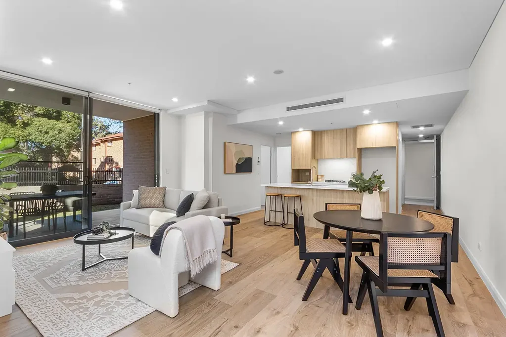 Choice of Furnished or Unfurnished Brand New Luxury Apartment